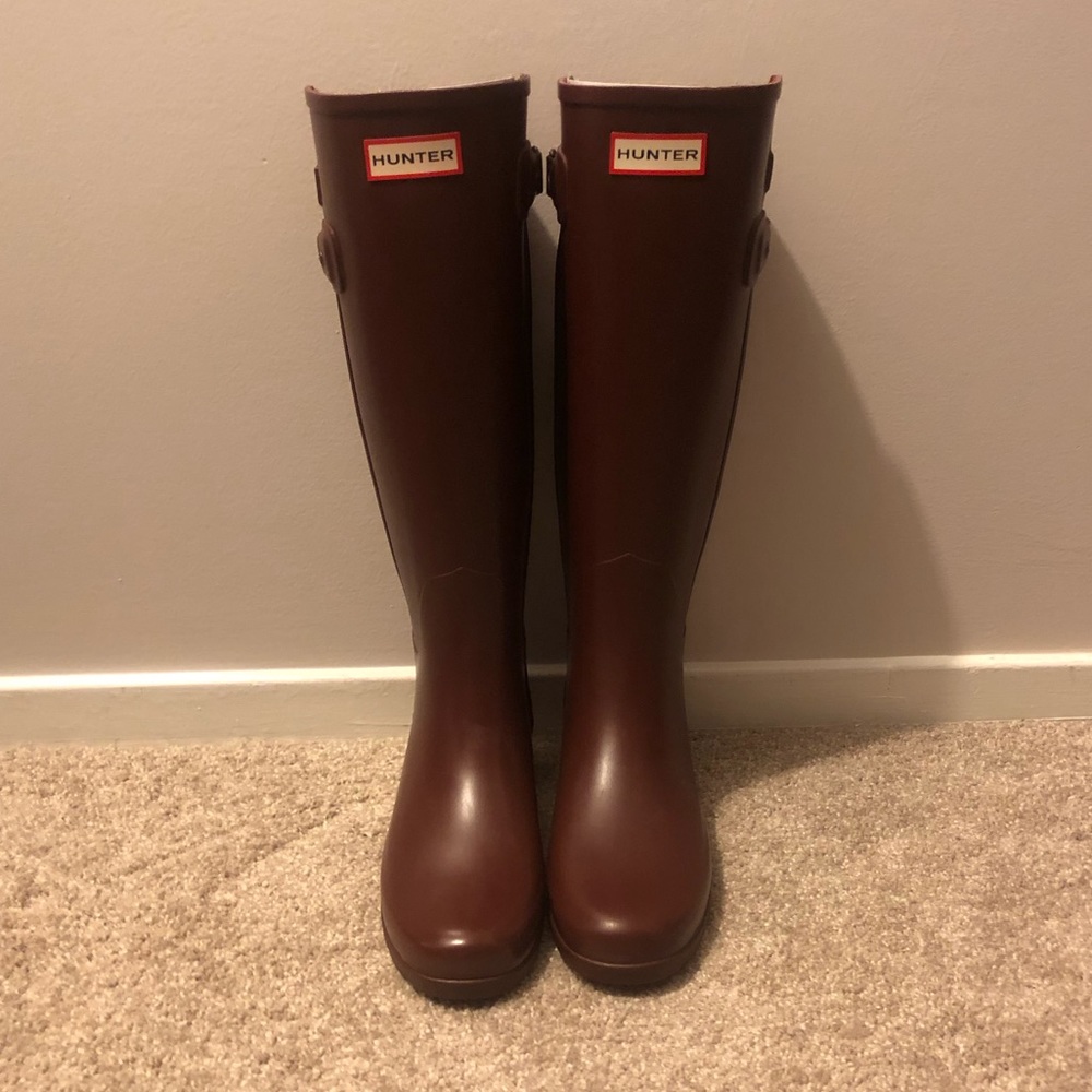 Two tone Hunter Refined Tall Boots NWOT